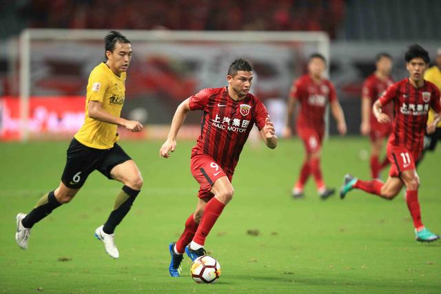 包含恒大主场告捷,暂时领跑积分榜的词条 包含恒大主场告捷,暂时领跑积分榜的词条