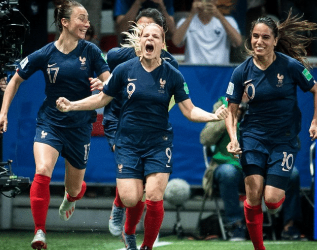 爱游戏体育平台-决胜之战：法国联赛势均力敌