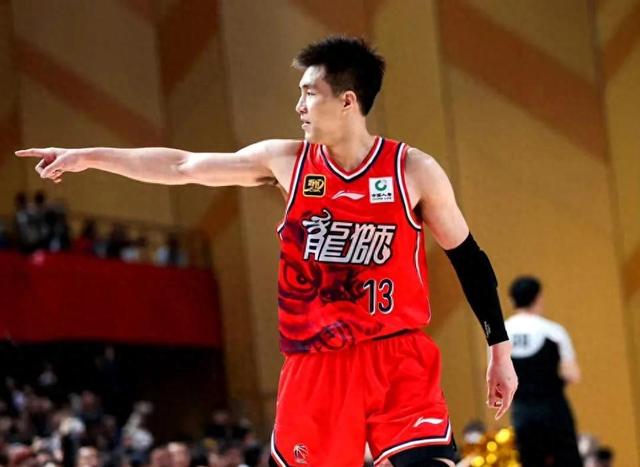 爱游戏体育网站-球队核心球员发威，带领全队向胜利前行的简单介绍