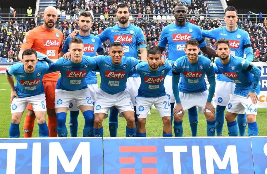 热那亚迎战那不勒斯,拼抢积分保级 热那亚迎战那不勒斯,拼抢积分保级