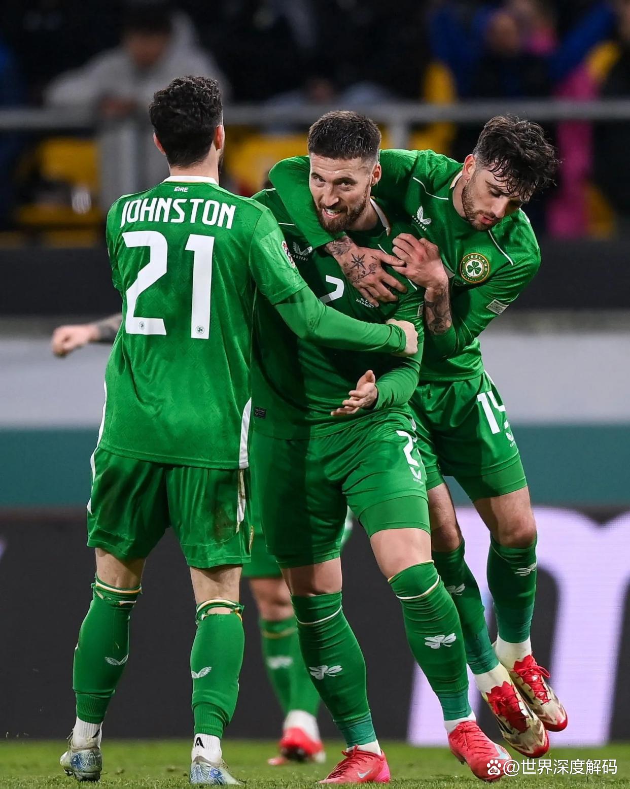 北爱尔兰队客场战胜罗马尼亚,小组出线压力大增 北爱尔兰队客场战胜罗马尼亚,小组出线压力大增