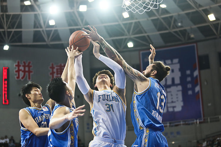 中亚球队再战赛场,期待取得好成绩 中亚球队再战赛场,期待取得好成绩