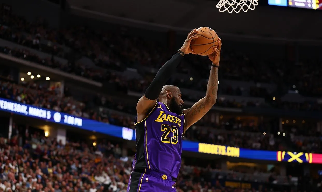 一支强队在季后赛中表现抢眼