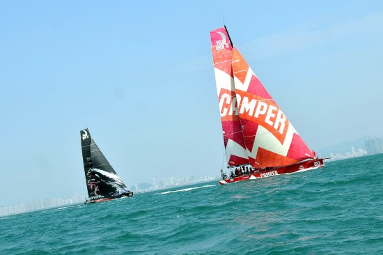 爱游戏中国官网-挪威帆船选手冲刺终点，稳坐第二名的简单介绍