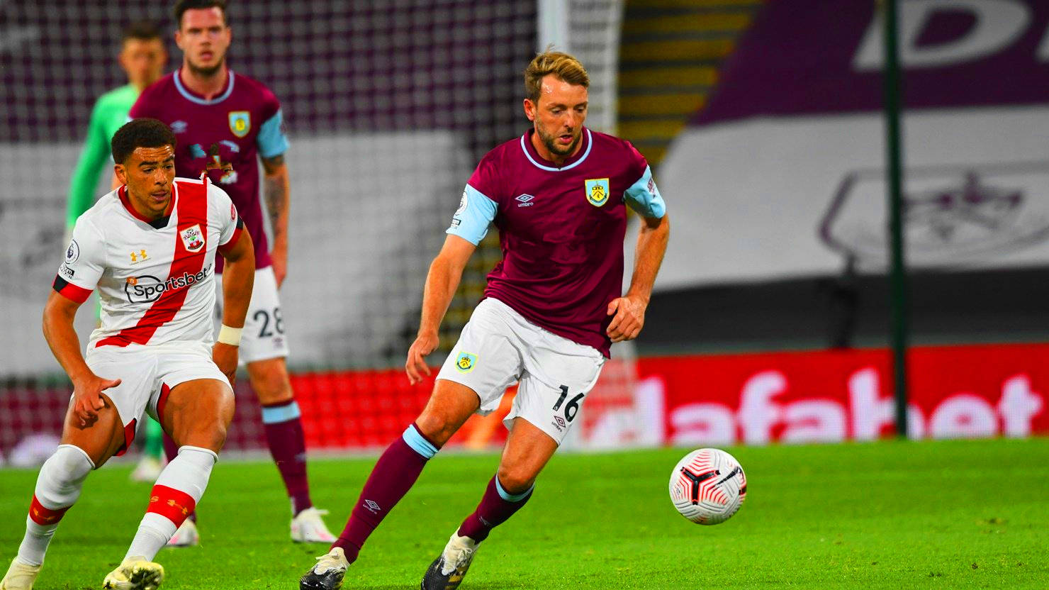 伯恩利比分不胜,糟糕状态引关注的简单介绍 伯恩利比分不胜,糟糕状态引关注的简单介绍