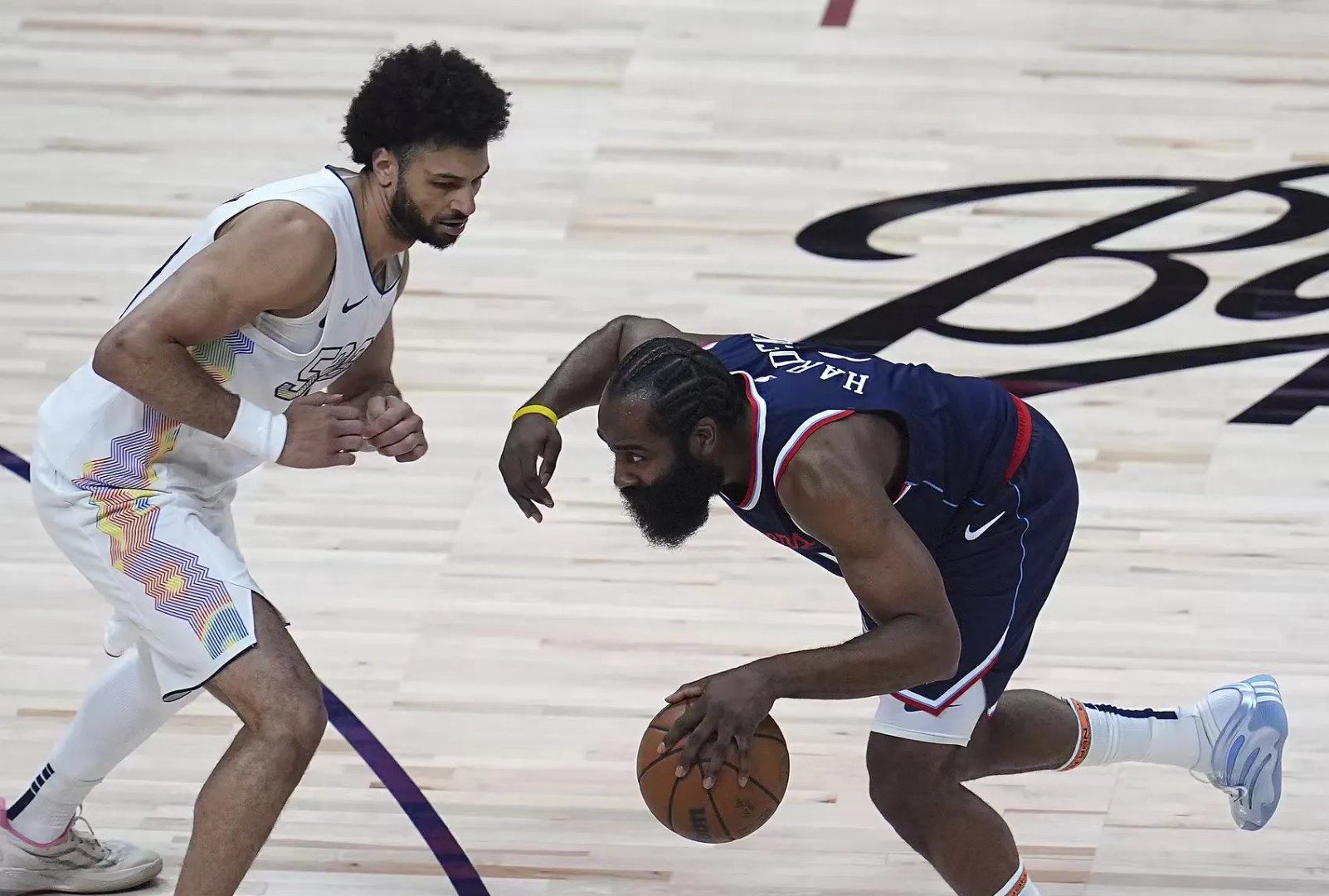 爱游戏体育网站-快船队内线强势，横扫对手晋级下一轮