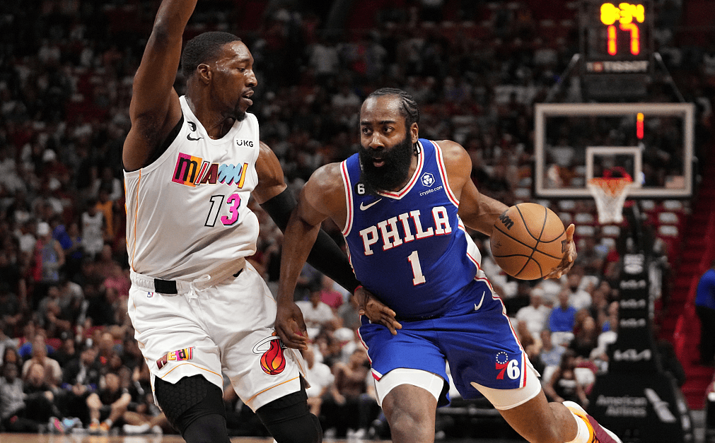 包含热火险胜76人,保持不败纪录的词条 包含热火险胜76人,保持不败纪录的词条