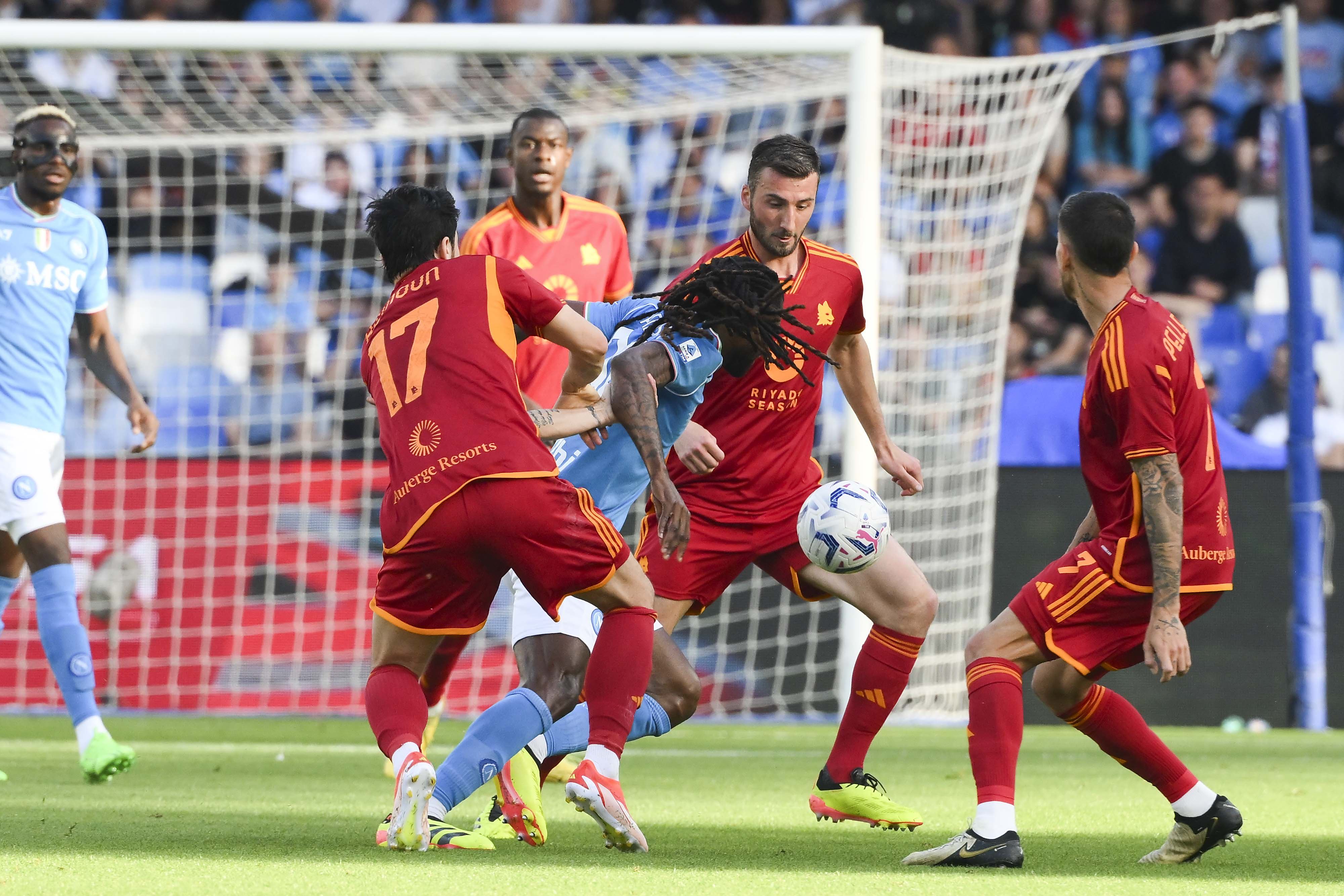 意甲比赛中的精彩瞬间回味无穷的简单介绍 意甲比赛中的精彩瞬间回味无穷的简单介绍