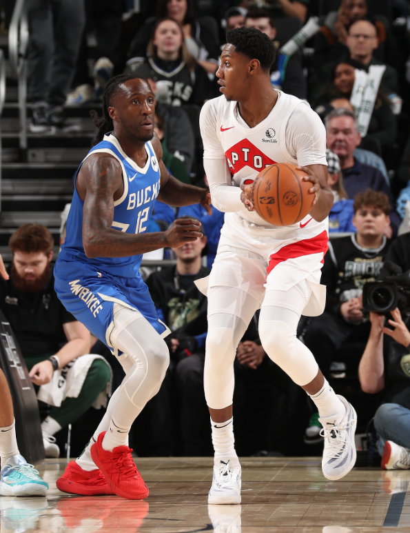 雄鹿队球员状态火爆，连胜多场比赛