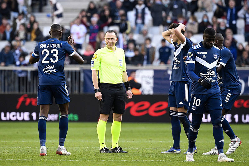 波尔多连败,球队士气降至低谷的简单介绍 波尔多连败,球队士气降至低谷的简单介绍