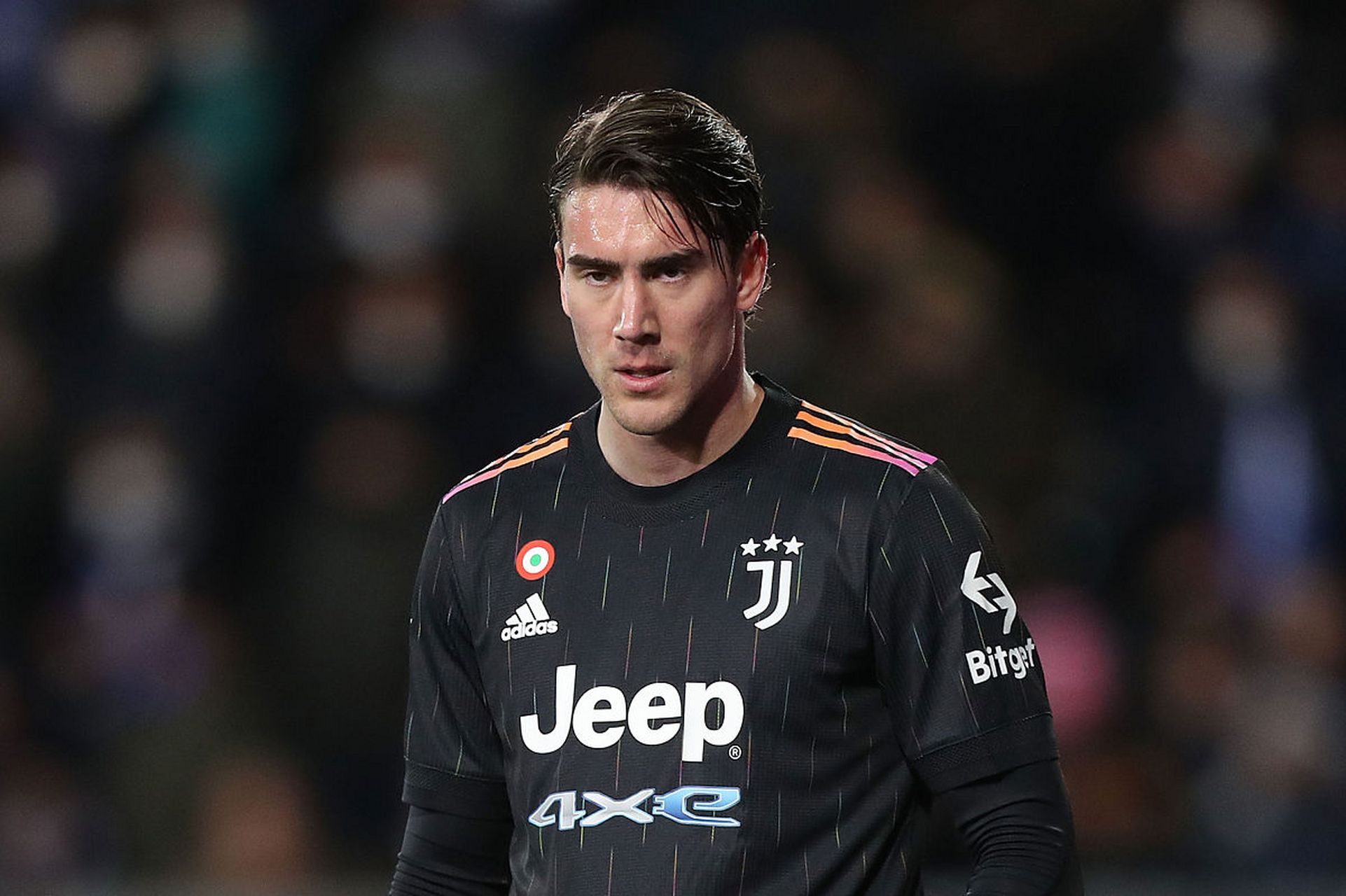 爱游戏app-包含波兰射手莱万多夫斯基梅开二度，率队大胜奥地利的词条