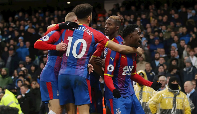 关于水晶宫偷走三分，积分榜跻身前列的信息