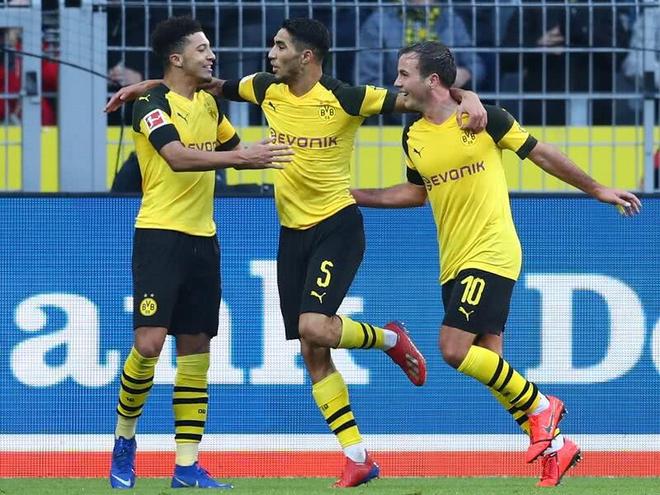 包含汉诺威比逼平对手，战术进步有待提高的词条