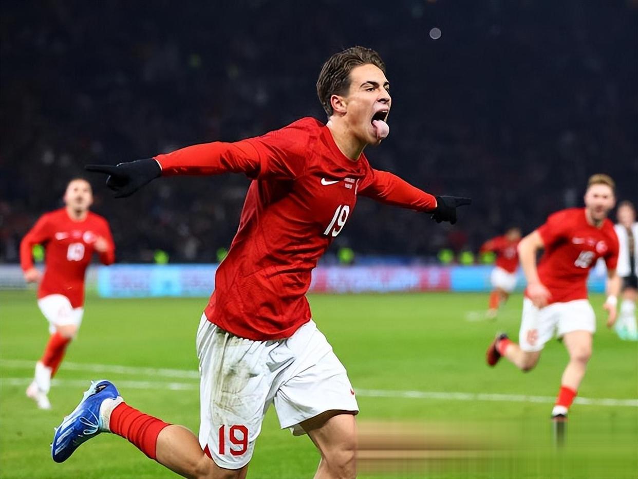 土耳其击败希腊，晋级欧洲杯预选赛决赛的简单介绍