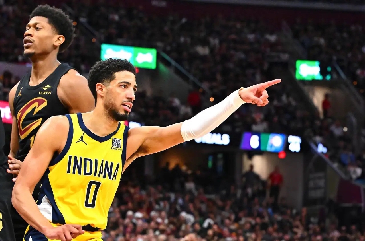 包含步行者胜热火,跻身东部前四的词条 包含步行者胜热火,跻身东部前四的词条