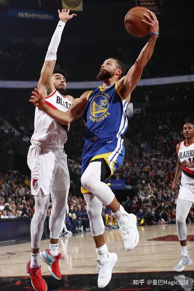 爱游戏体育地址-开拓者客场击败开拓者，取得胜利