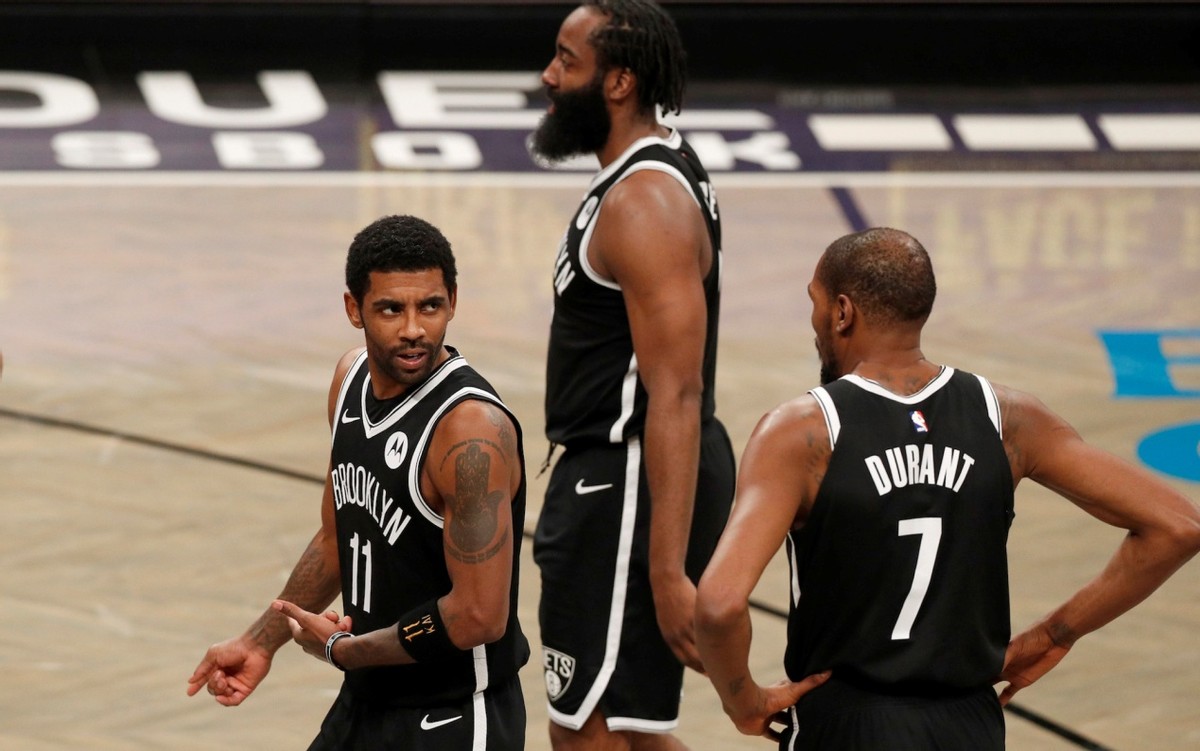 爱游戏体育链接-篮网新星光芒无限带领球队取胜